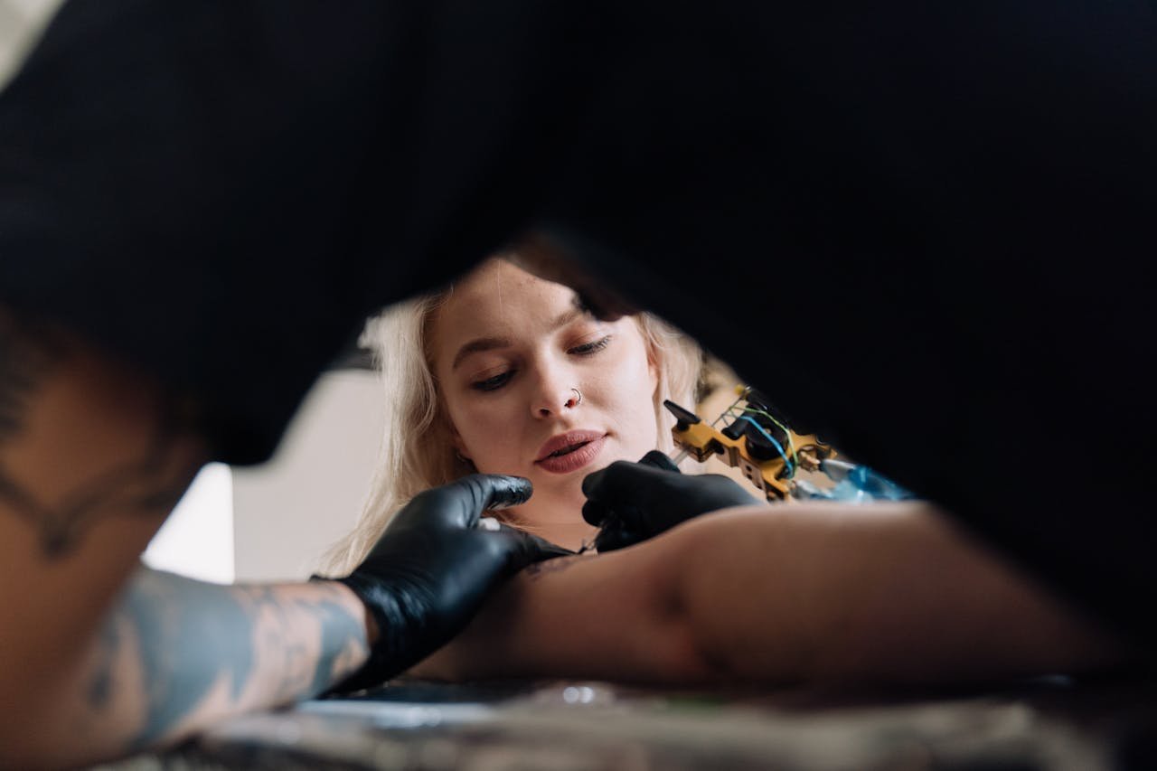 pexels photo 5088491 1 CawTattoo Studio, nähe Köln 5